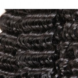Natural Color Peruvian Body Wave Hair Bundles Curly Dancing And Soft 10" To 30" Stock supplier